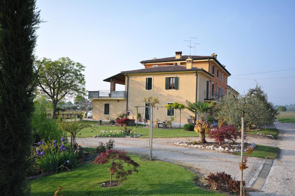 Agriturismo Corte Albarel Castelnuovo del Garda Luaran gambar